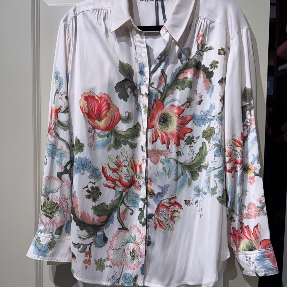 Anthropologie Ivory Floral Blouse with Blush Details